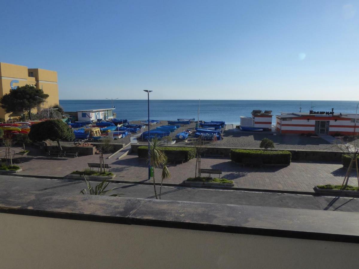 House Little Boat By Holiday World Riva Trigoso Exterior foto